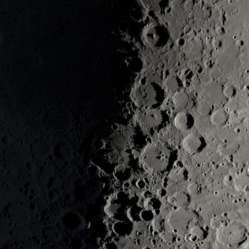 6-inch vs 8-inch Dobsonian telescope