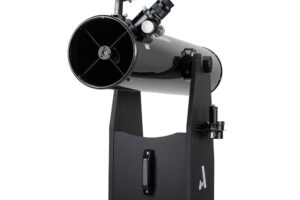 6-inch vs 8-inch Dobsonian telescope