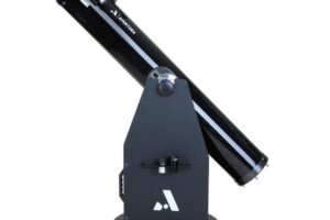 6-inch vs 8-inch Dobsonian telescope